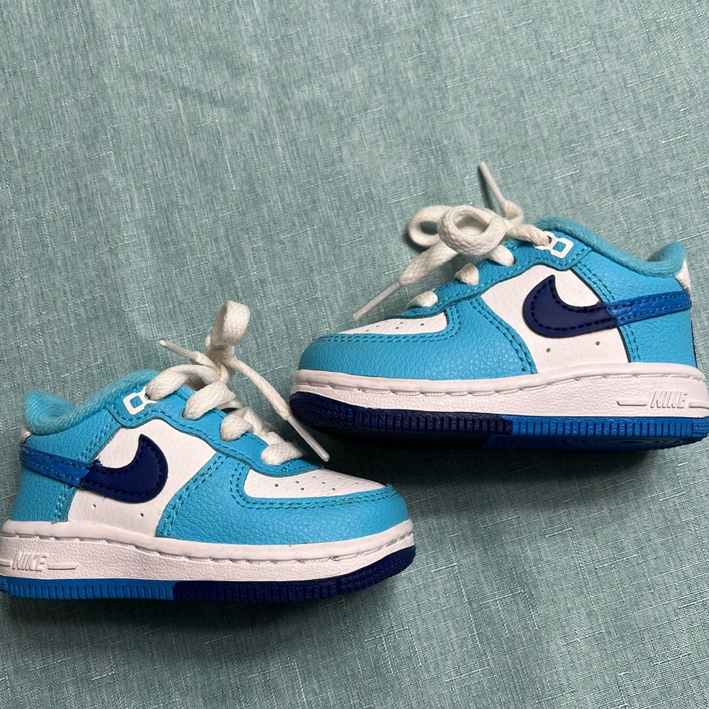 Nike Force 1 LV8 2 - Picture 1 of 5